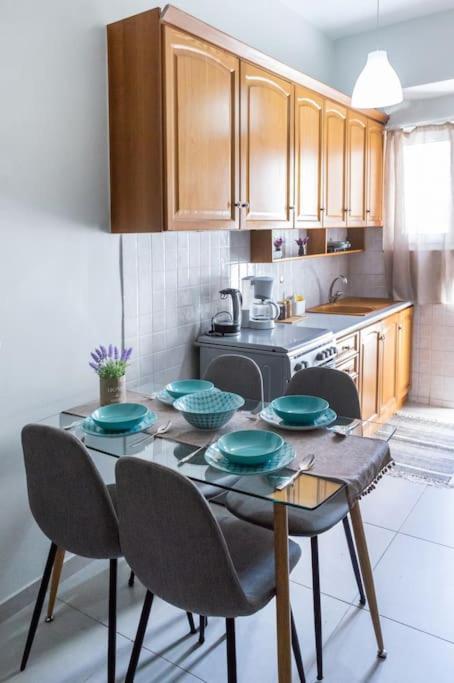 Cozy Airbnb Room In Athen Eksteriør billede